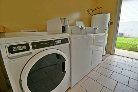 St-Theresa-Laundry-0842-1200w